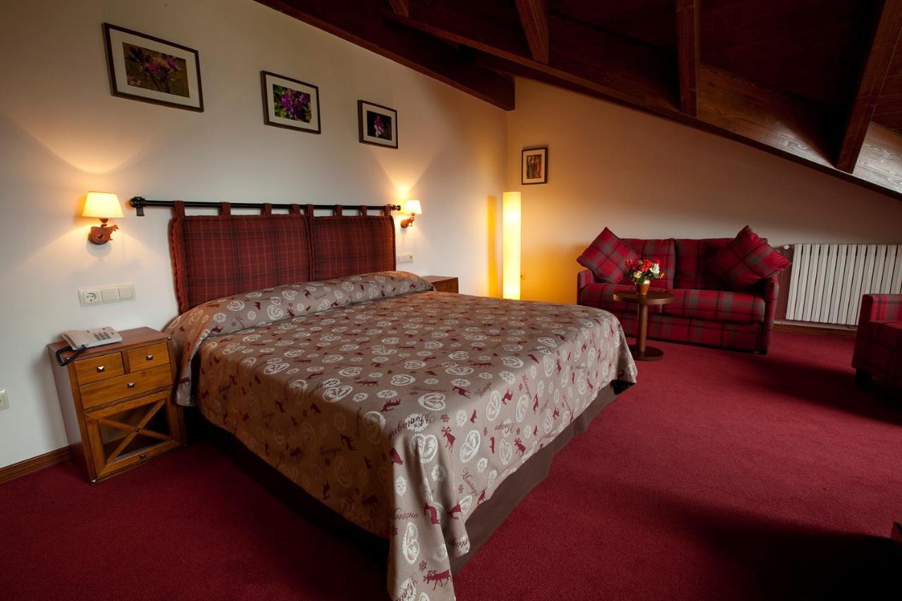 Valencia D'Aneu Hotel La Morera מראה חיצוני תמונה
